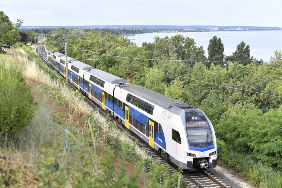 Ingyen Utazás a Balatonra !